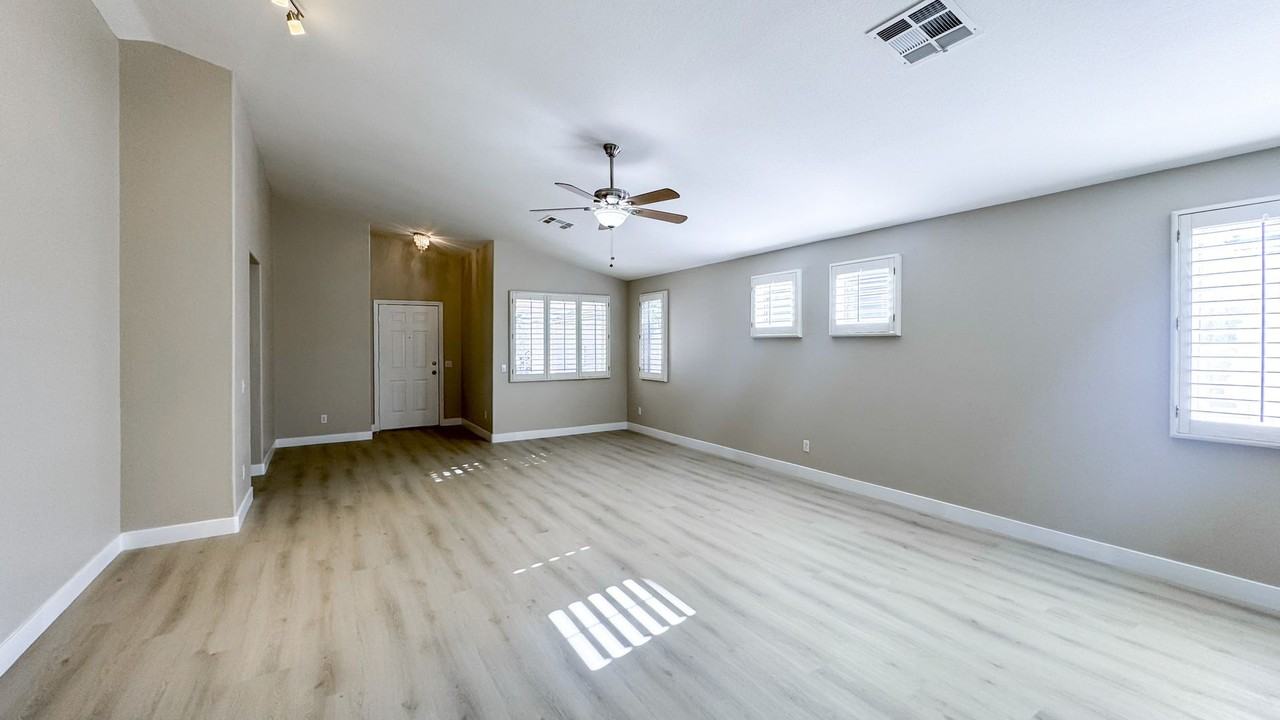 3275 Phantom Rock St - Photo 6 of 37