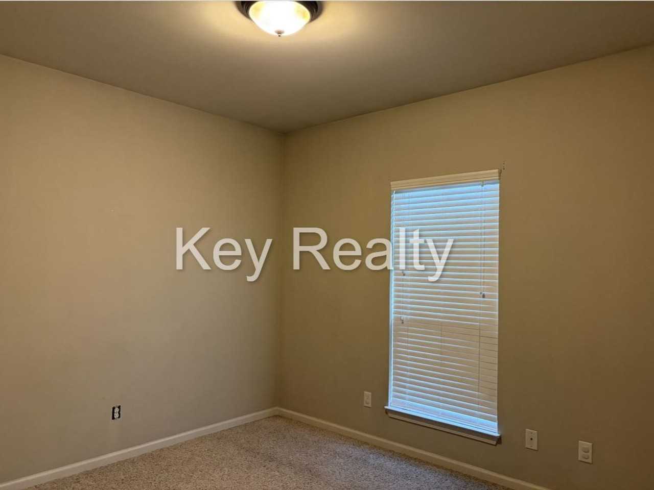 309 Crossridge Ave - Photo 6 of 12