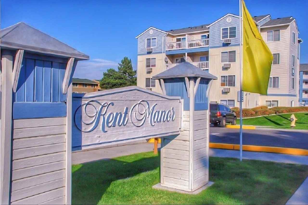 Kent Manor - Photo 2 of 9