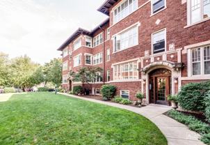 Hinman Court Condos - Photo 1 of 1