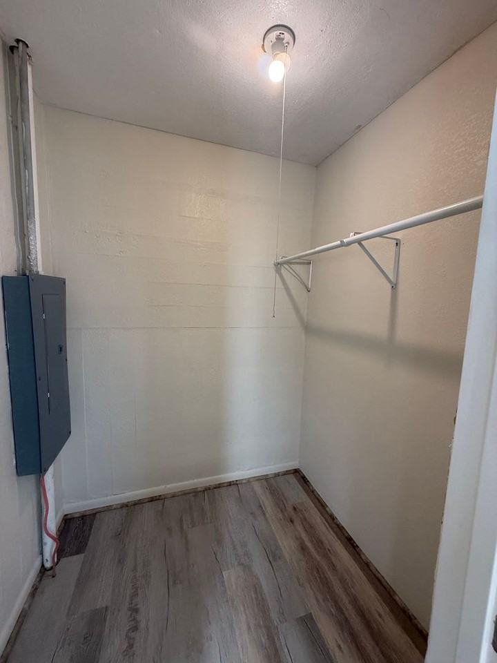 1201 S Tipton Ave - Photo 7 of 22