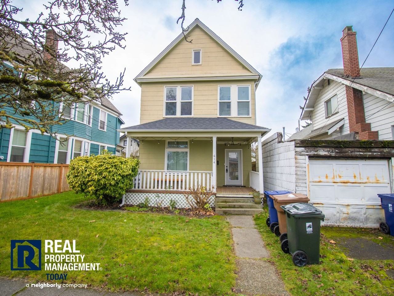 614 N Steele St - Photo 2 of 26