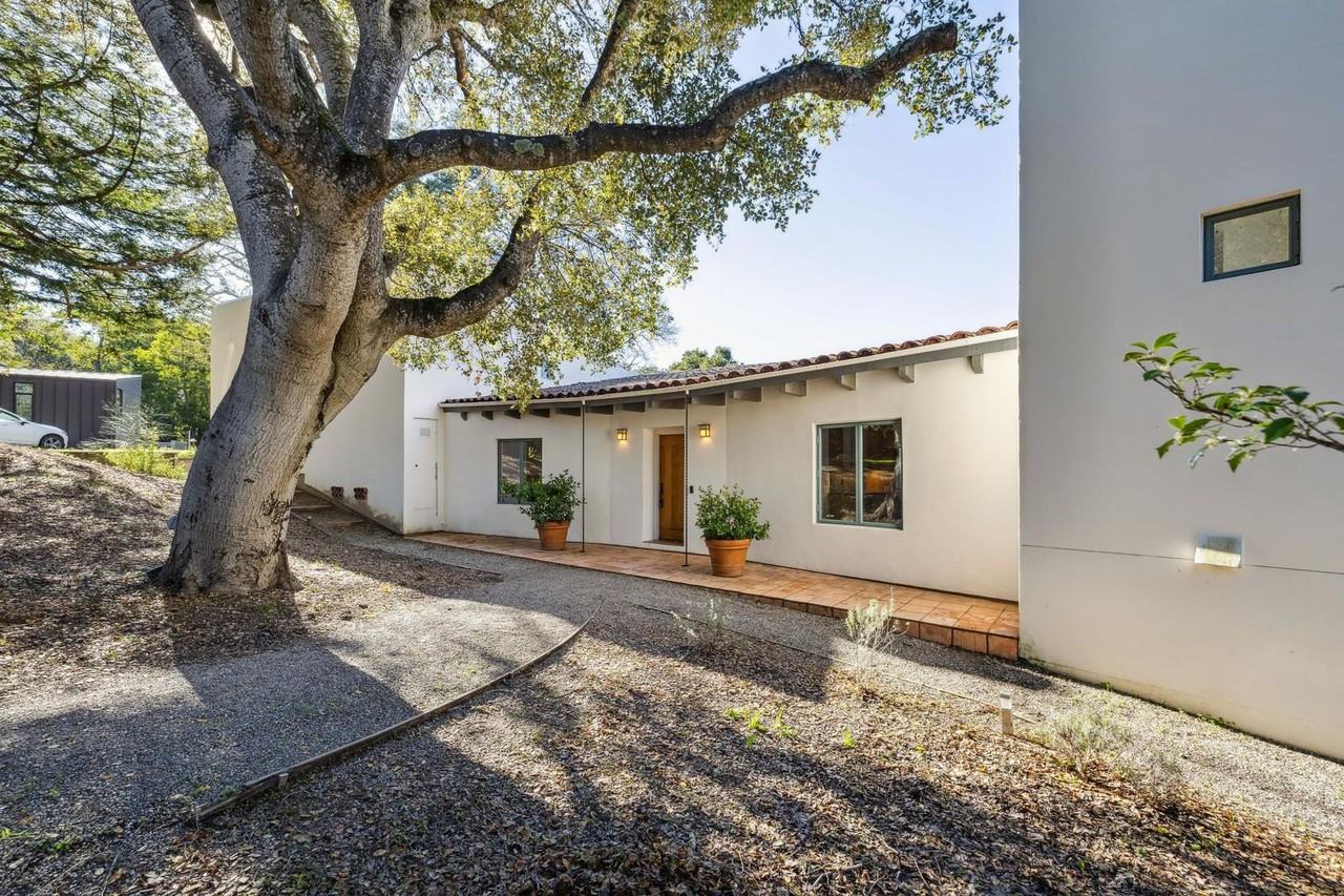 4660 Alpine Rd - Photo 4 of 50