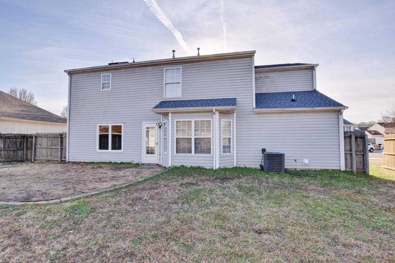 214 Jouster Way - Photo 2 of 31