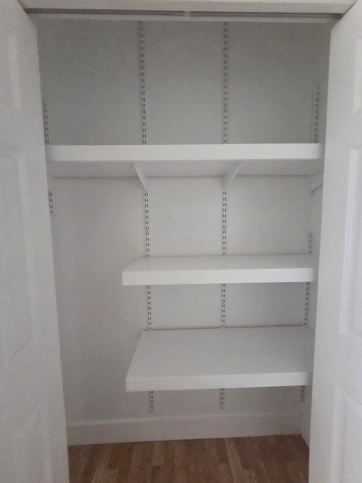 985 Phillips Ave - Photo 6 of 41