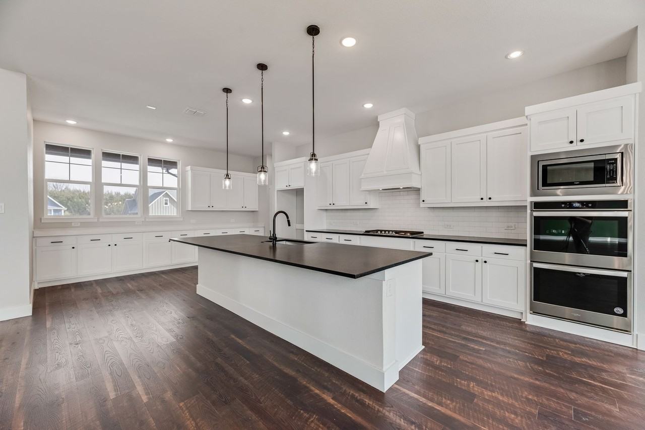 2335 Providence Way - Photo 5 of 18