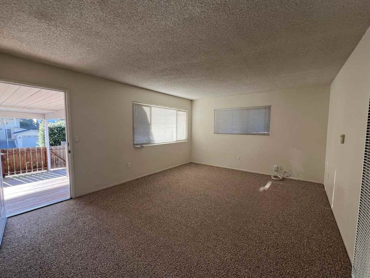 1392 Bolton Dr - Photo 4 of 19