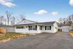 featured image of 40 Montrose Dr