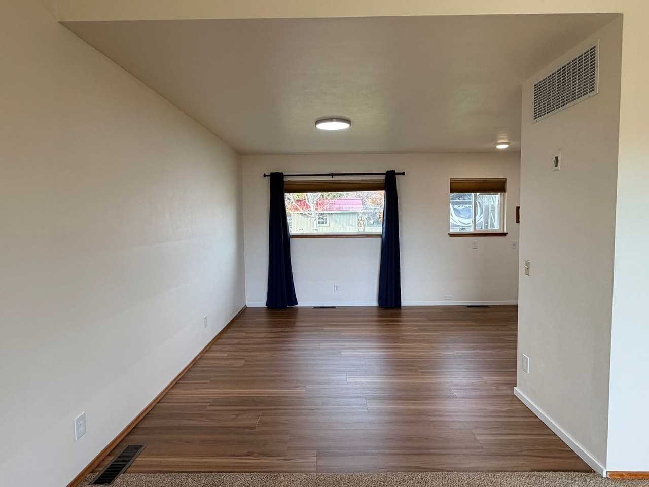 1312 N Western Ave - Photo 6 of 19