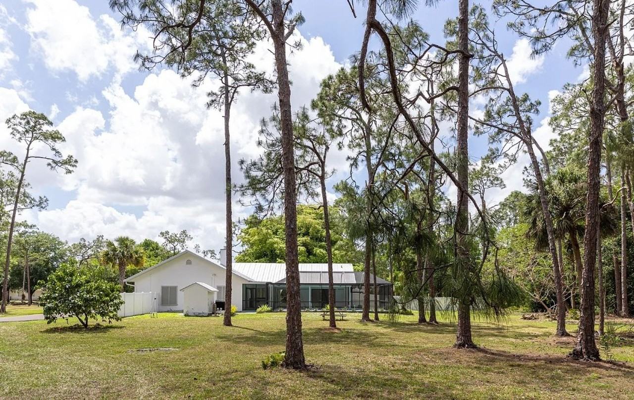 5588 Wendy Ln - Photo 3 of 37