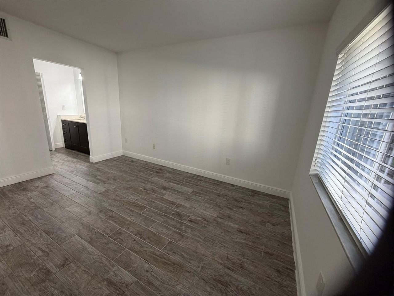 10115 W Atlantic Blvd - Photo 7 of 18