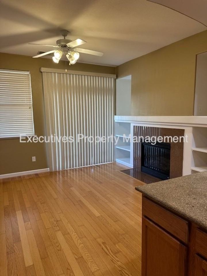 1263 Orion Ct - Photo 7 of 29