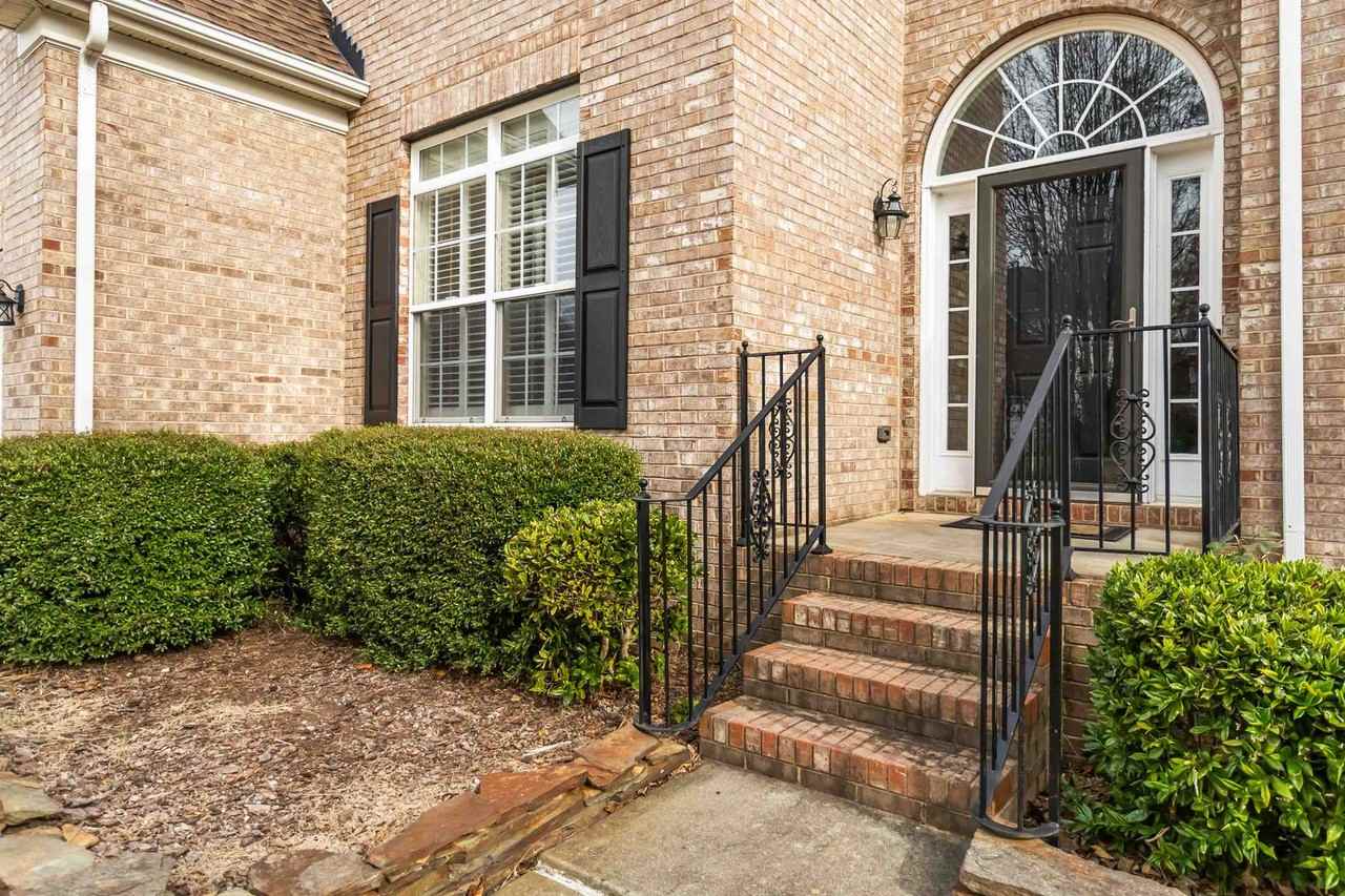 11420 Mangla Dr - Photo 2 of 48