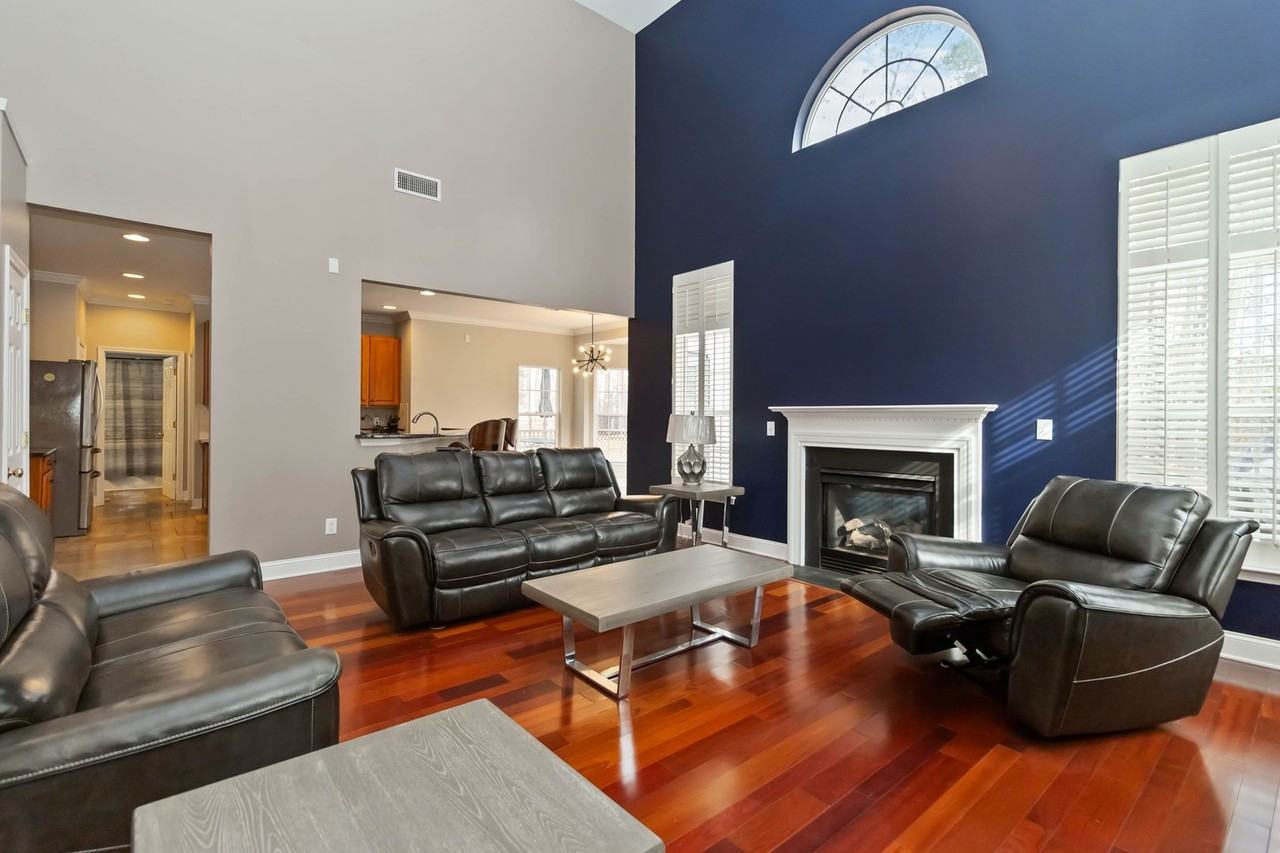 11420 Mangla Dr - Photo 7 of 48