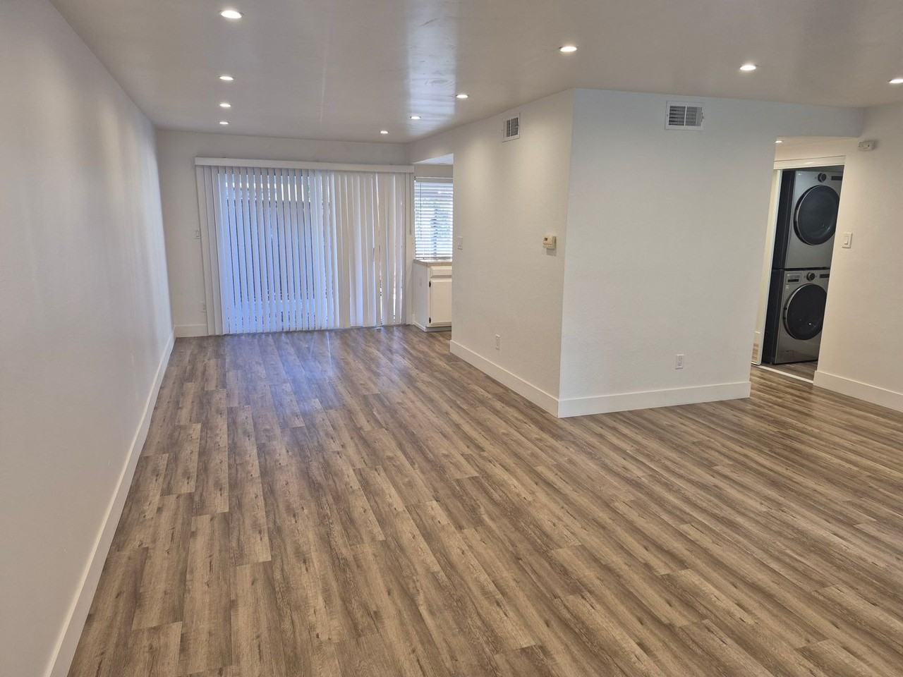 6054 Via Casitas - Photo 4 of 17