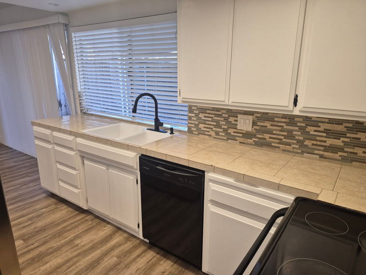 6054 Via Casitas - Photo 6 of 17