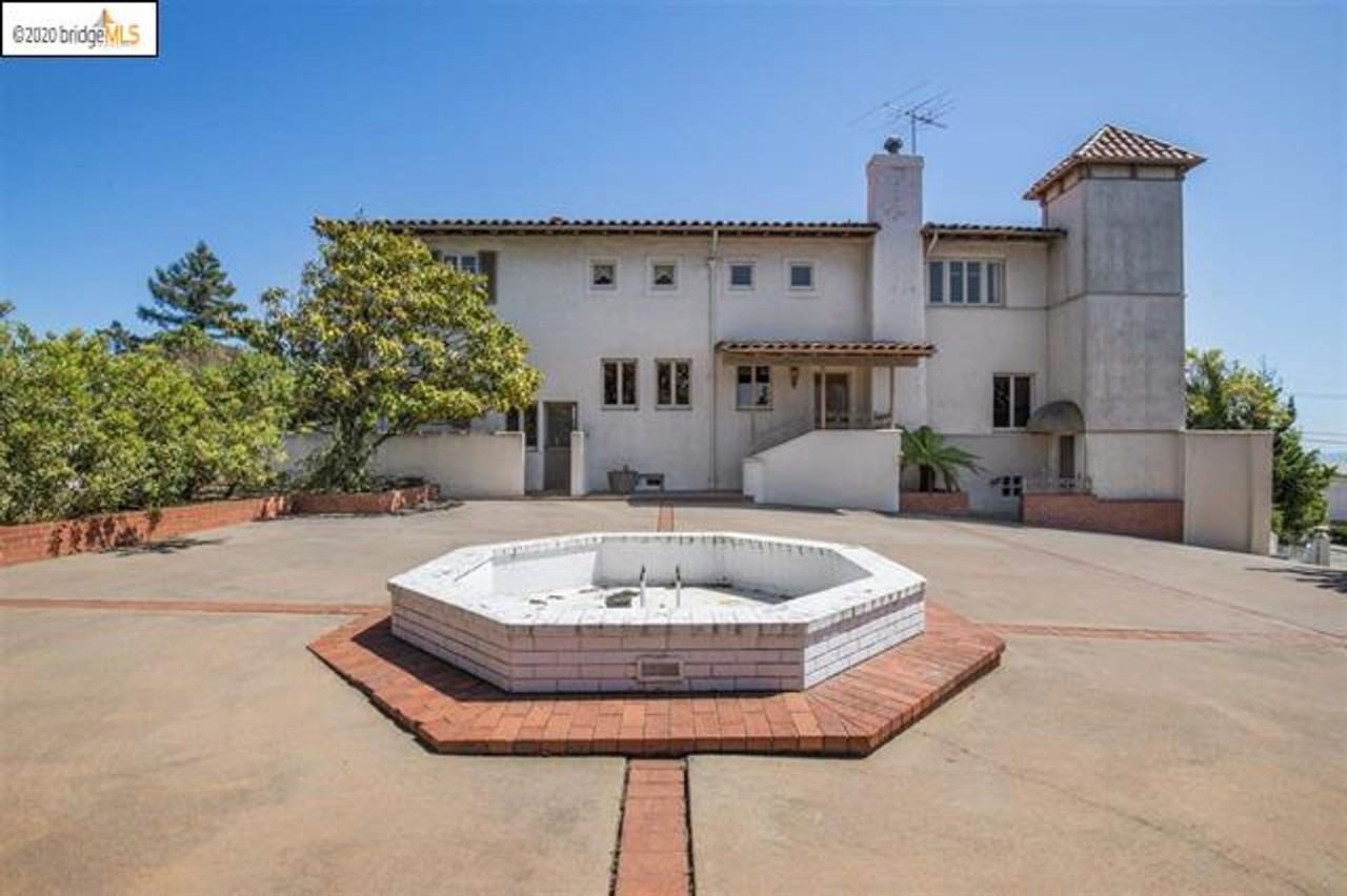 133 Bell Ave - Photo 3 of 50