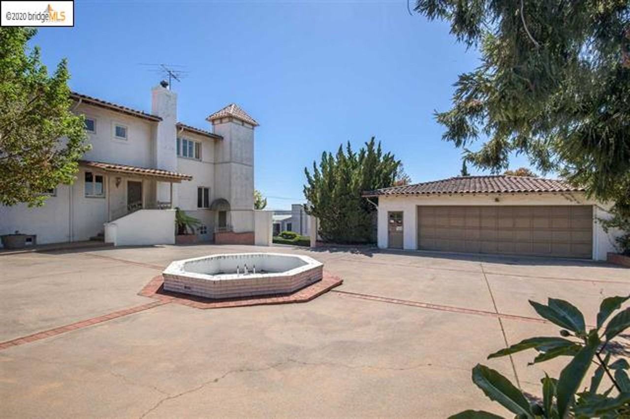 133 Bell Ave - Photo 4 of 50