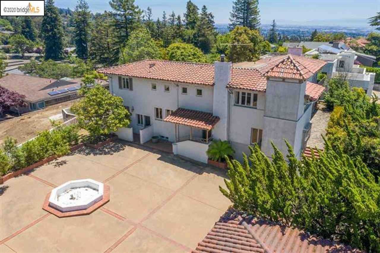 133 Bell Ave - Photo 5 of 50