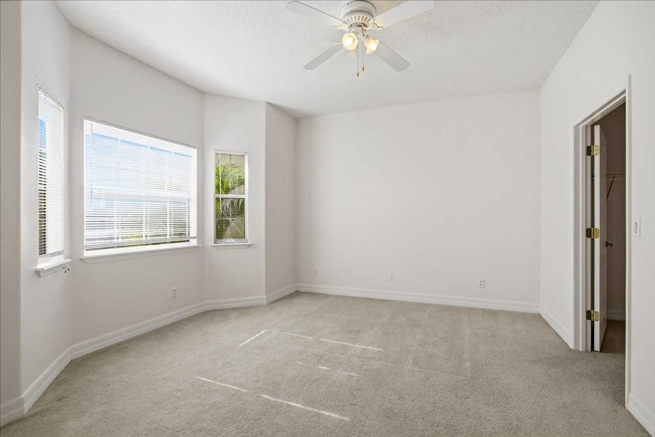 17239 Chateau Pine Way - Photo 5 of 12