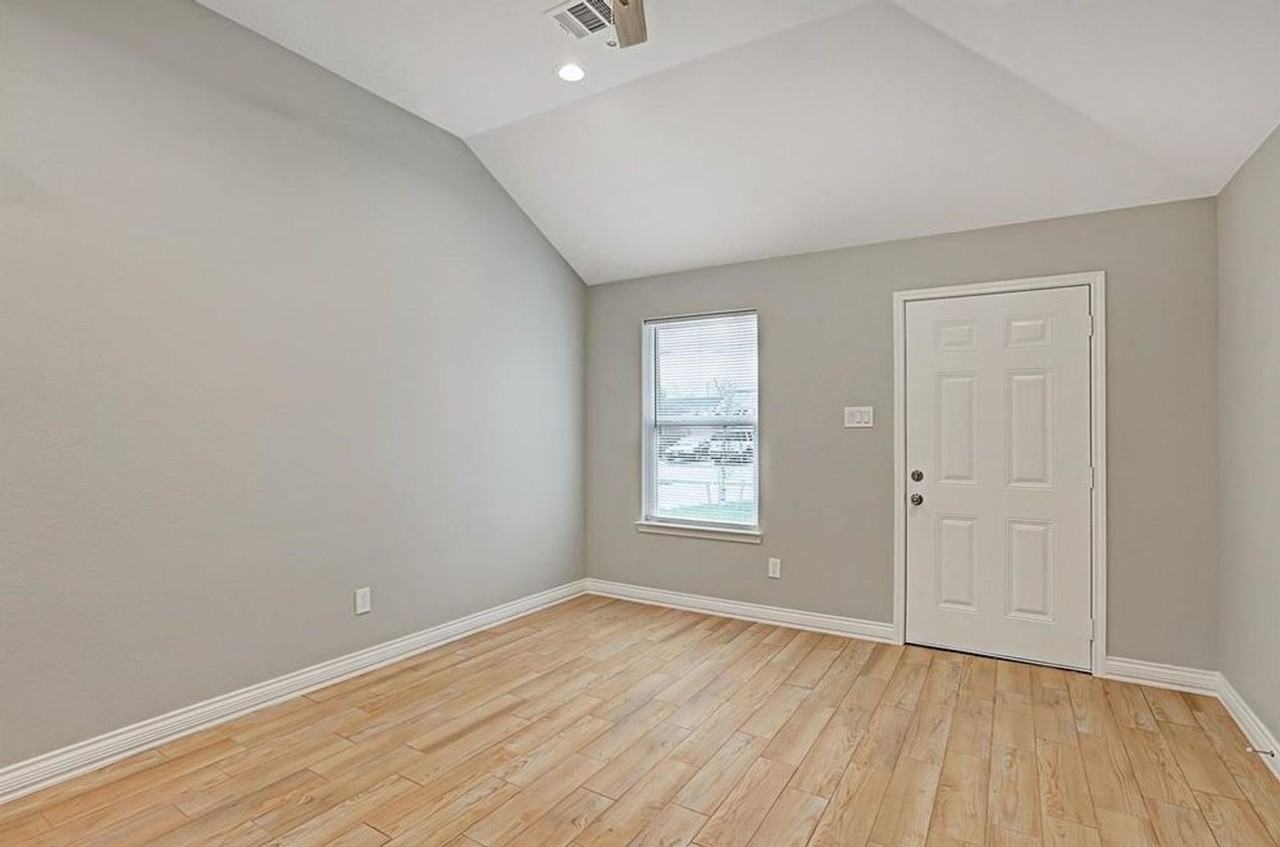 5217 Sherman St - Photo 4 of 18