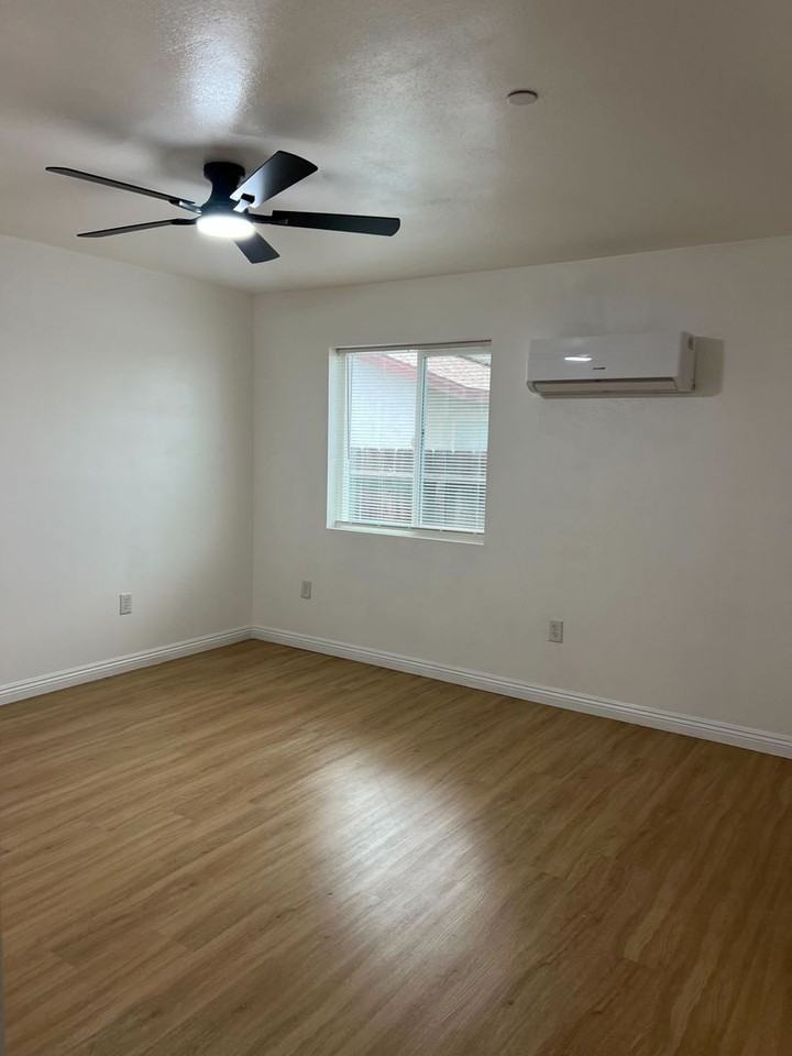 1906 Filson St UNITS A, B, C - Photo 2 of 24