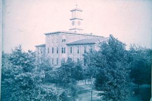 featured image of 252 Morgan St