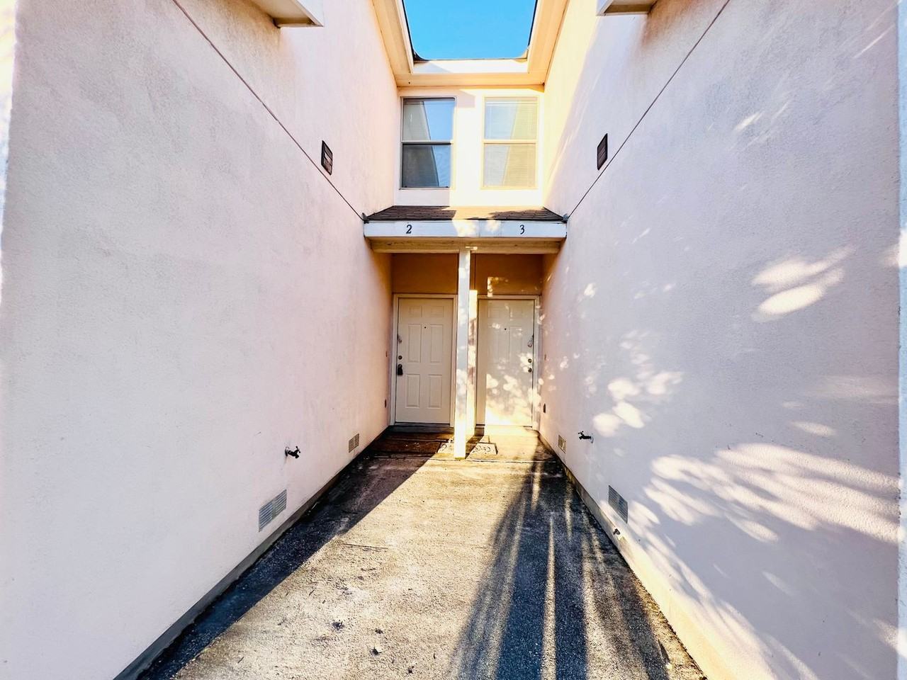 10718 Mathom Lndg - Photo 2 of 14