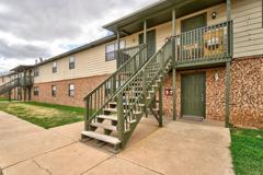 2 bed 1 bath apartment in Mustang - Photo 1 of 1