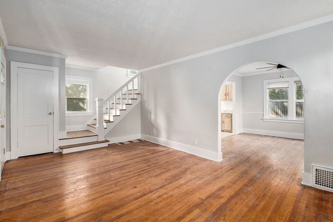 4860 Cuming St - Photo 3 of 14