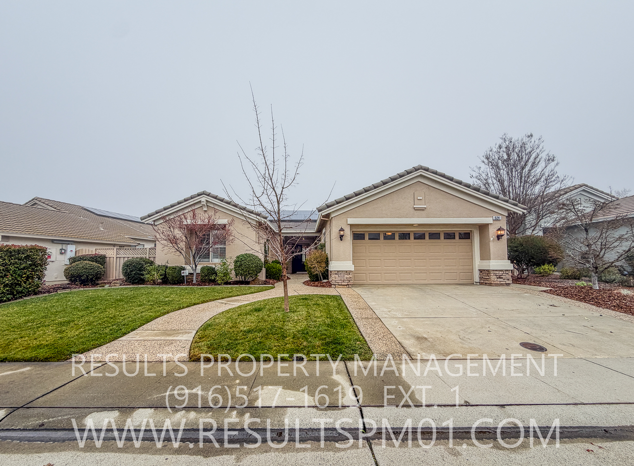 524 Northfield Ln - Photo 2 of 36