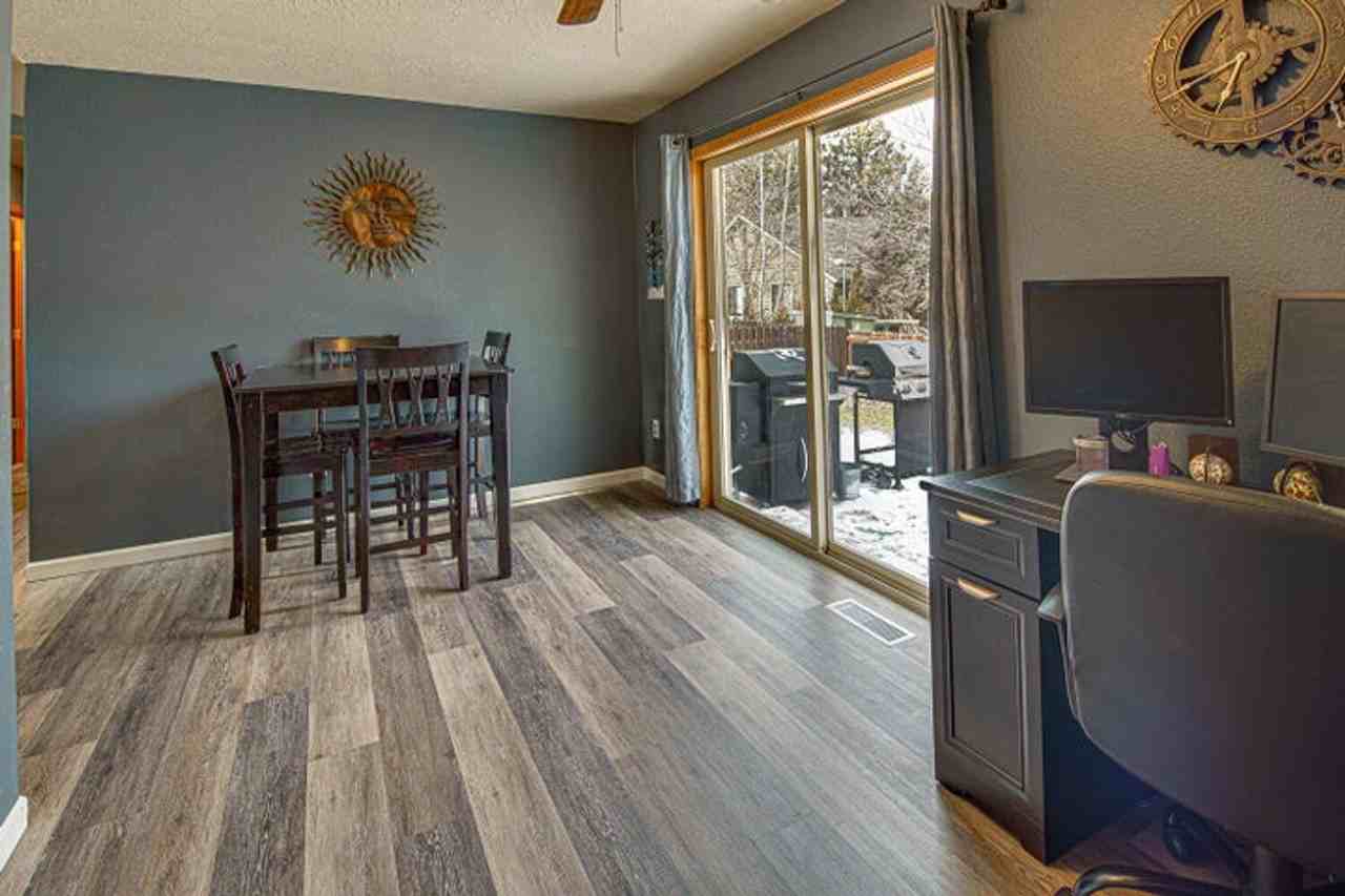 1154 Ne Ulysses Dr - Photo 5 of 47