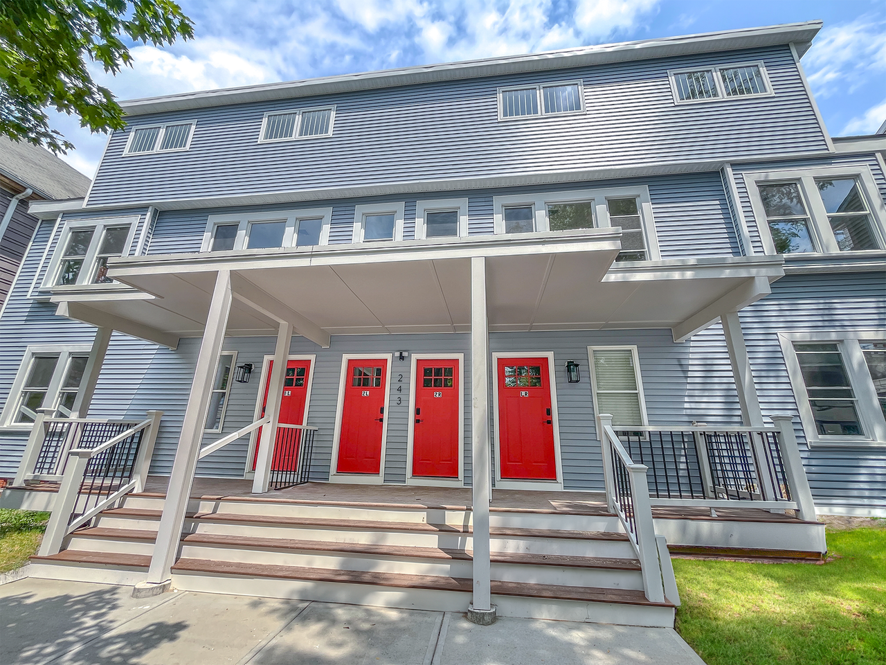 243-245 Willow Street - Photo 6 of 50