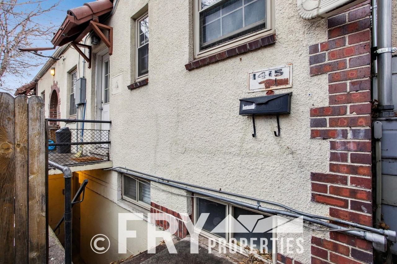 1415 Ivy St - Photo 3 of 24