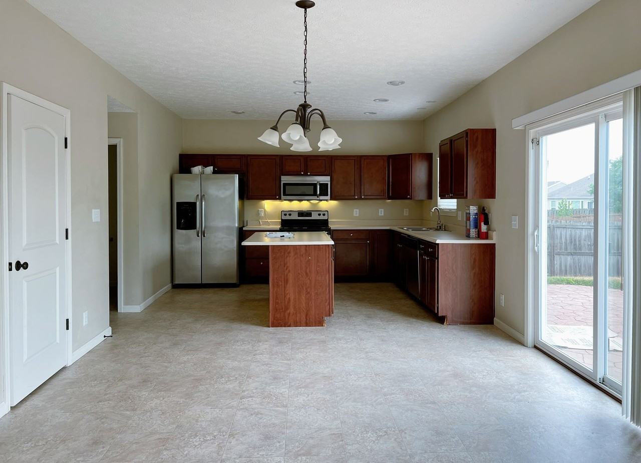 2893 Katmai Ct - Photo 3 of 15