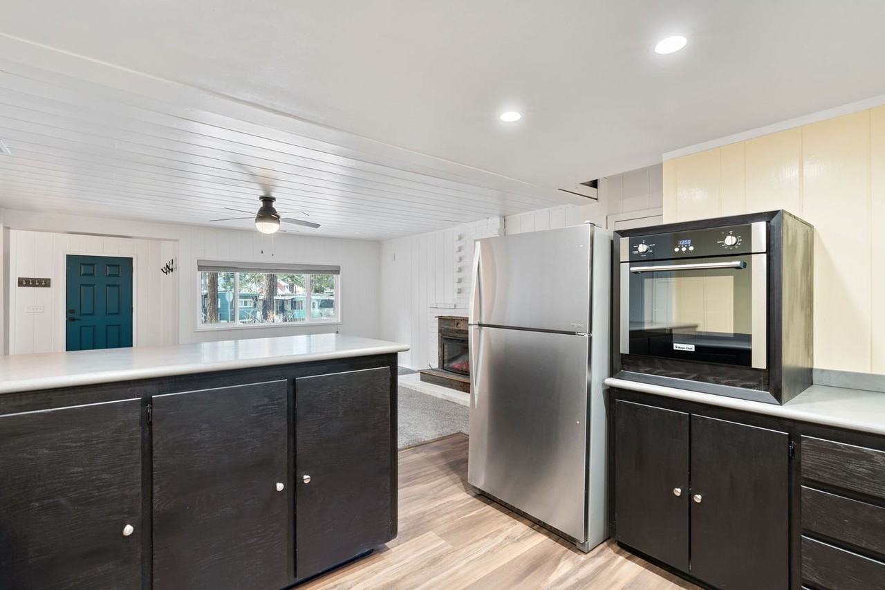 2224 Helen Ave #B - Photo 6 of 19