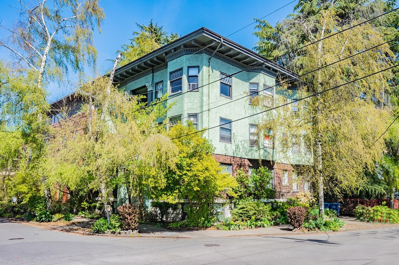 Baird Apartments - Photo 2 of 8