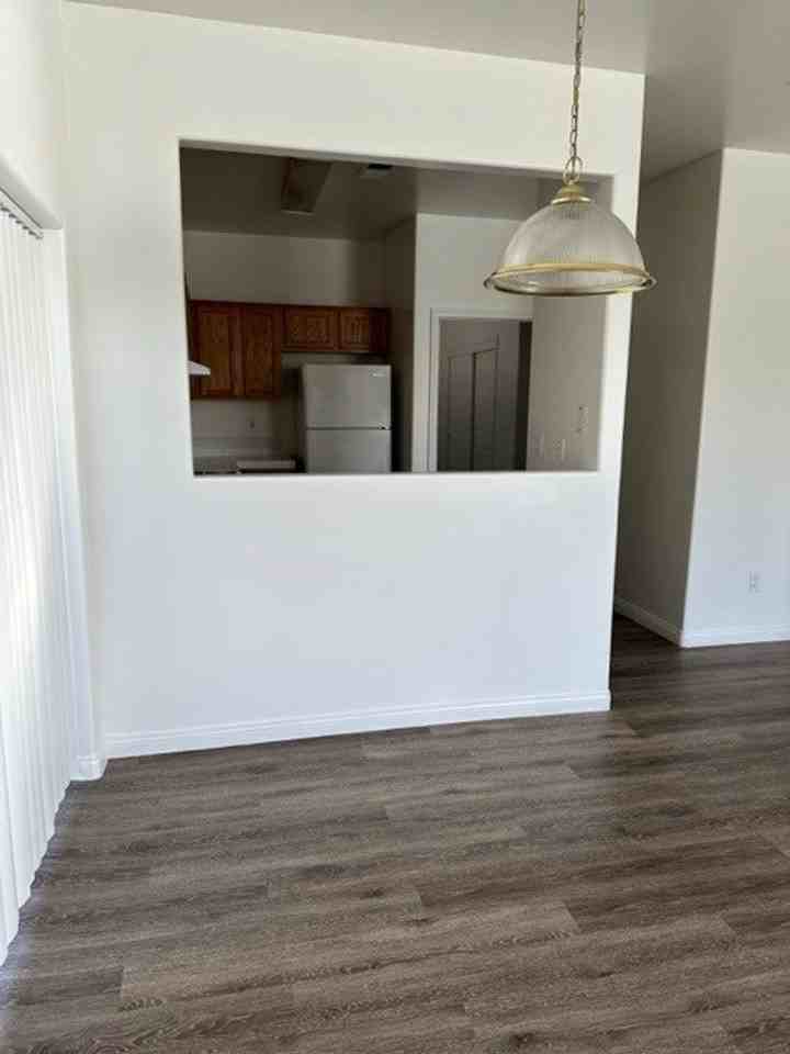 718 Orchid Drive Bakersfield CA 93308 - Photo 3 of 13