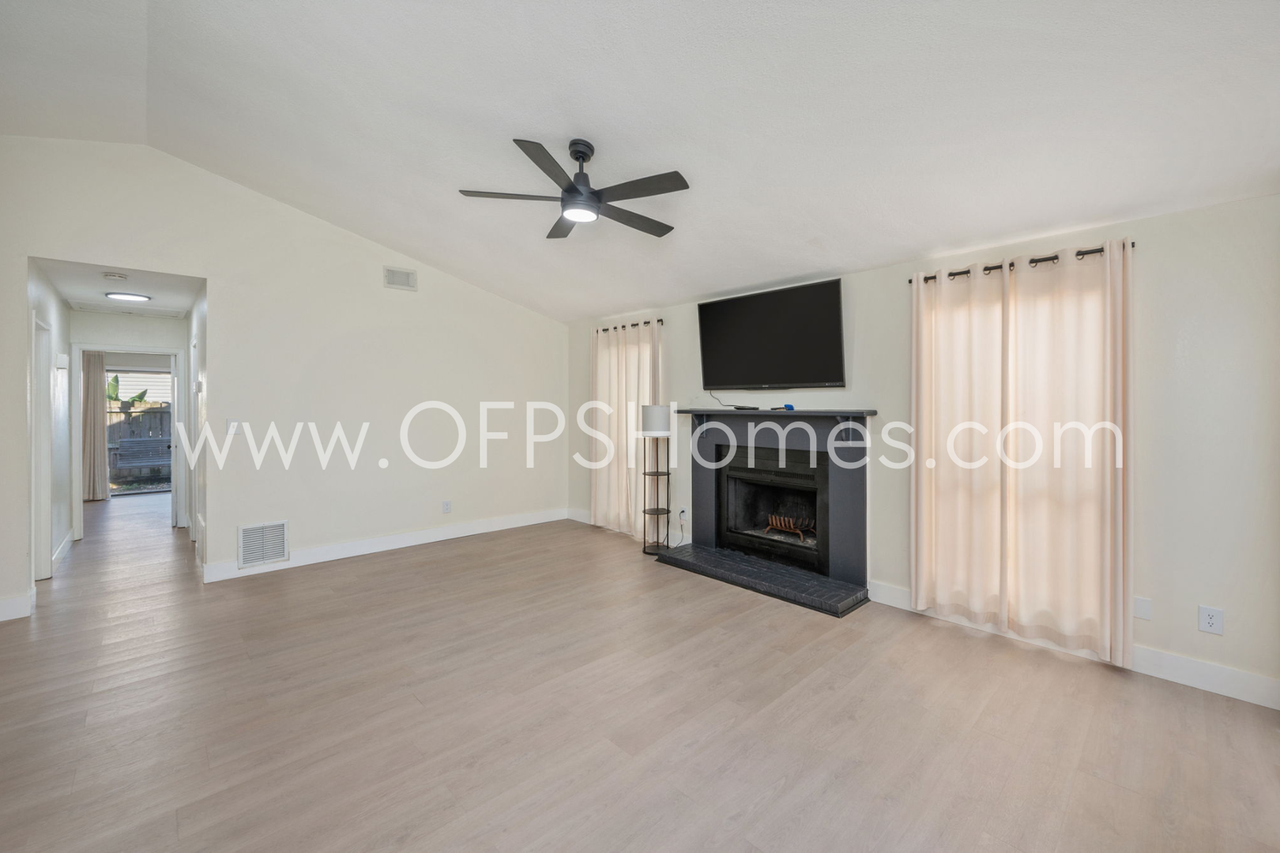 211 Indian Oaks Dr - Photo 5 of 21