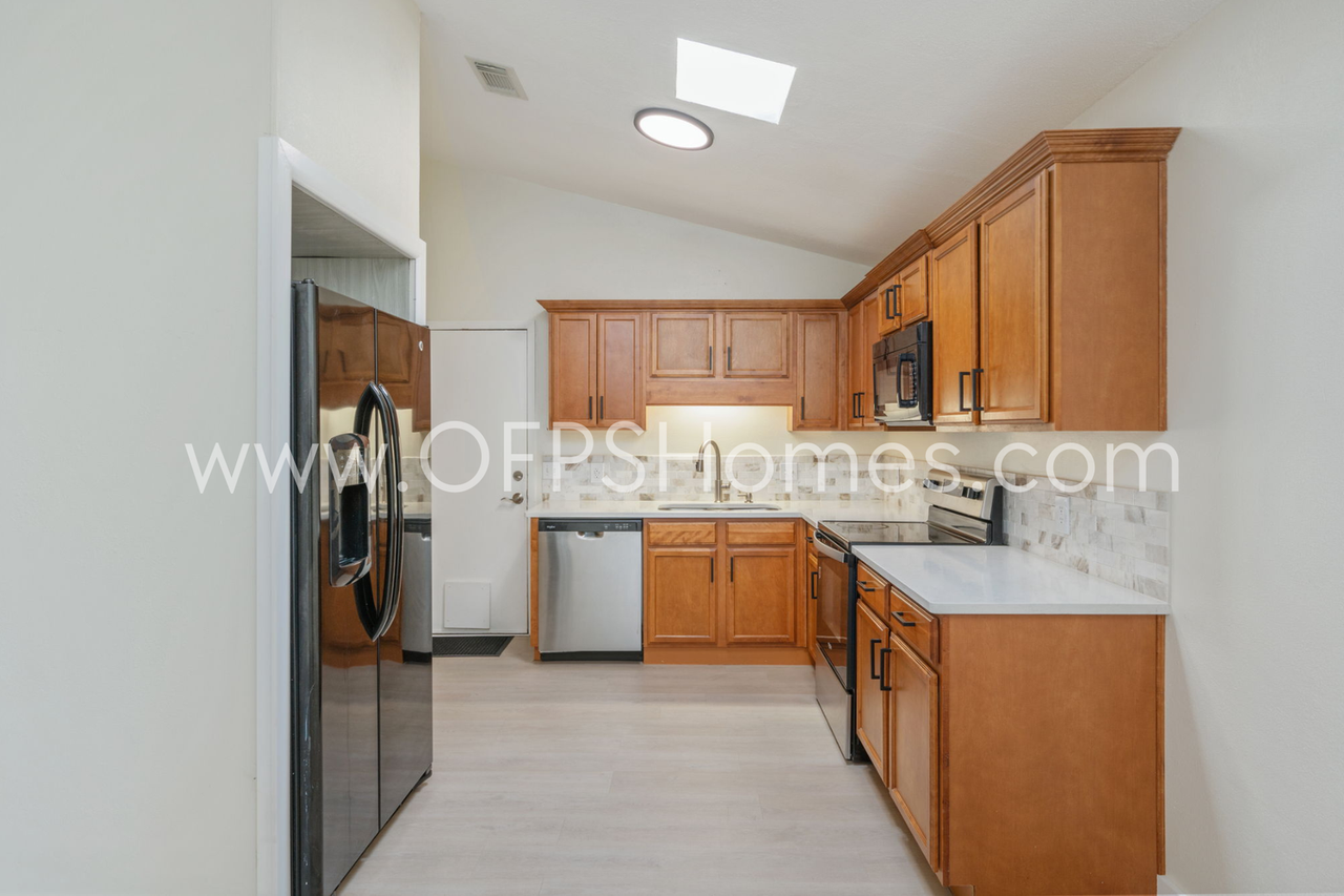 211 Indian Oaks Dr - Photo 7 of 21