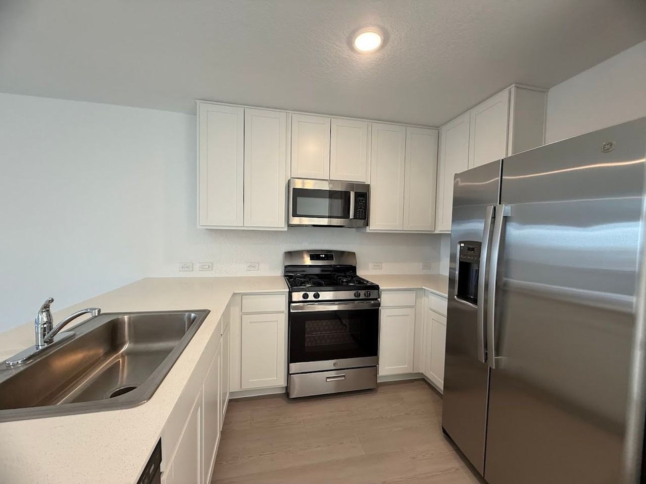 252 Ottaway Way - Photo 6 of 28