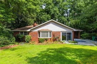 1102 Rogeretta Dr Ne - Photo 1 of 1