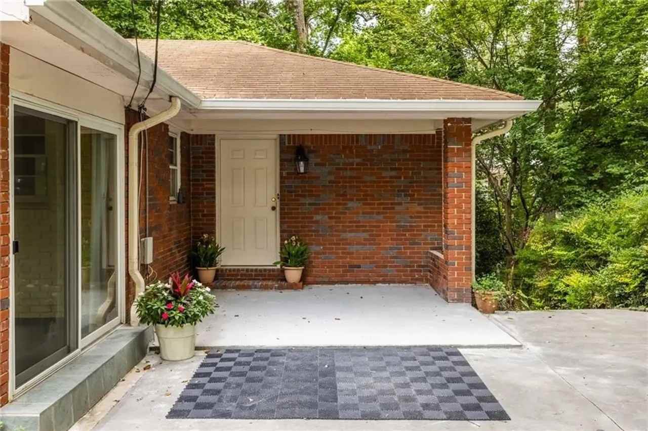 1102 Rogeretta Dr Ne - Photo 5 of 50