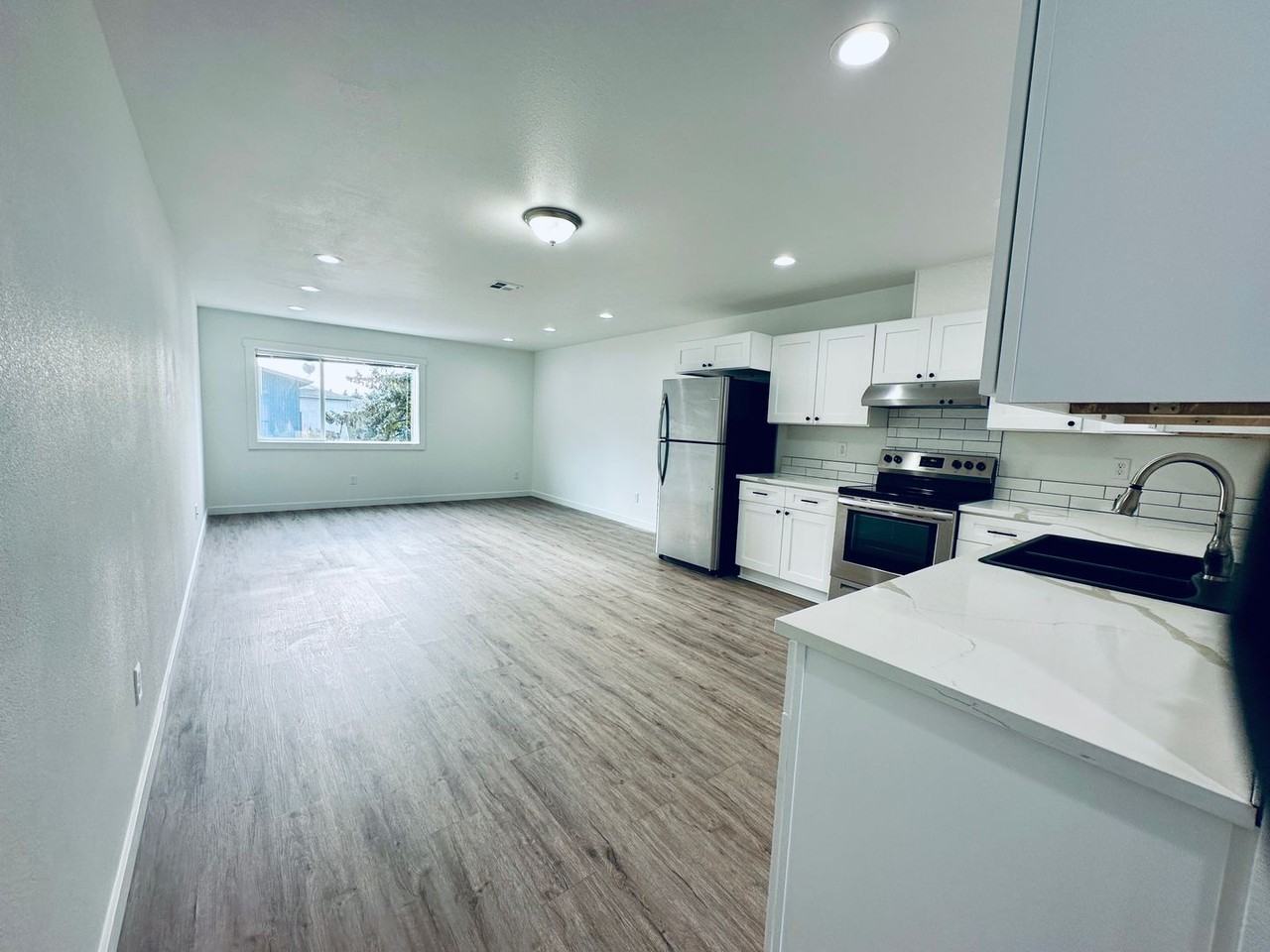 2603 Sw Pickford St #102 - Photo 3 of 15