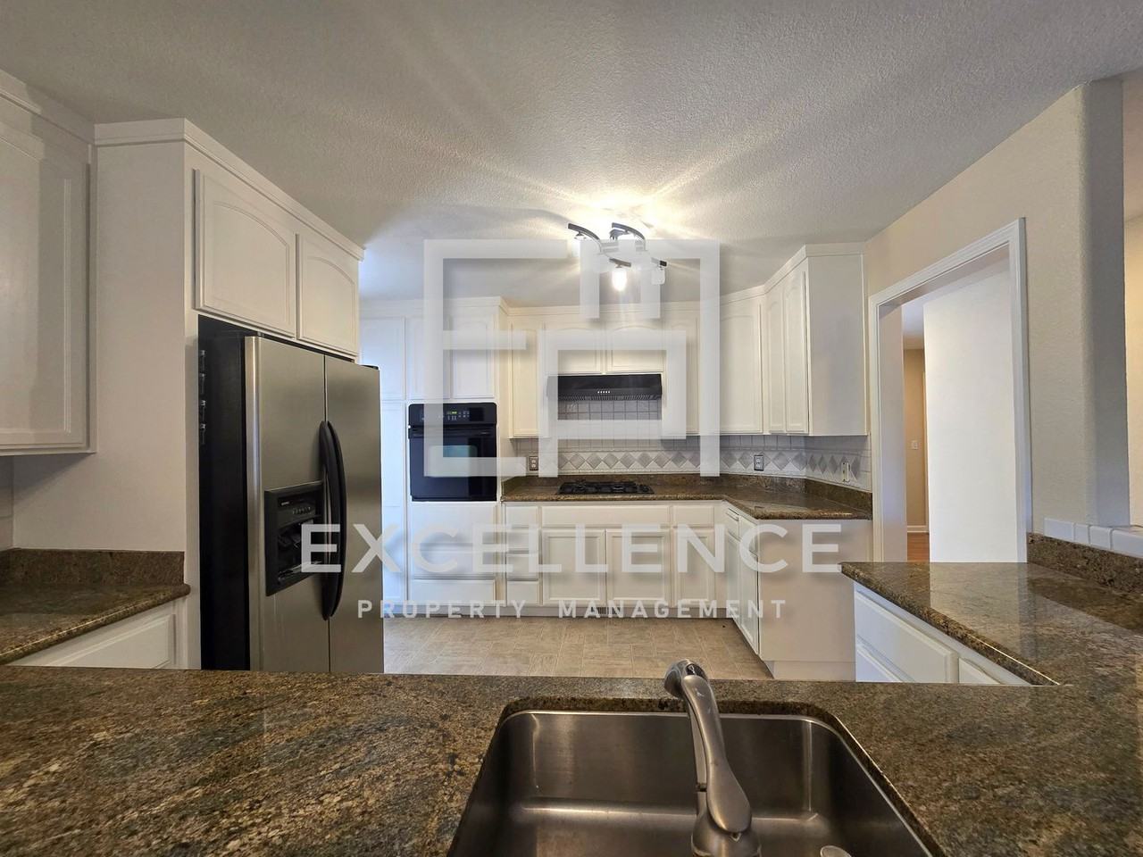 498 Via Sorrento - Photo 6 of 25