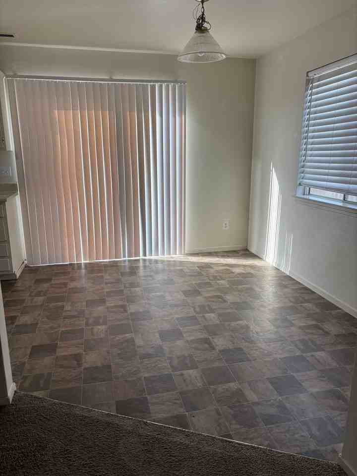 137 Dayton Village Pkwy - Photo 3 of 10