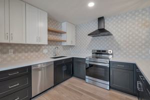 featured image of 630 E Laguna Dr