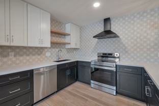 630 E Laguna Dr - Photo 1 of 1