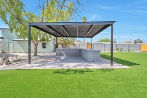 featured image of 1930 E Palmcroft Dr