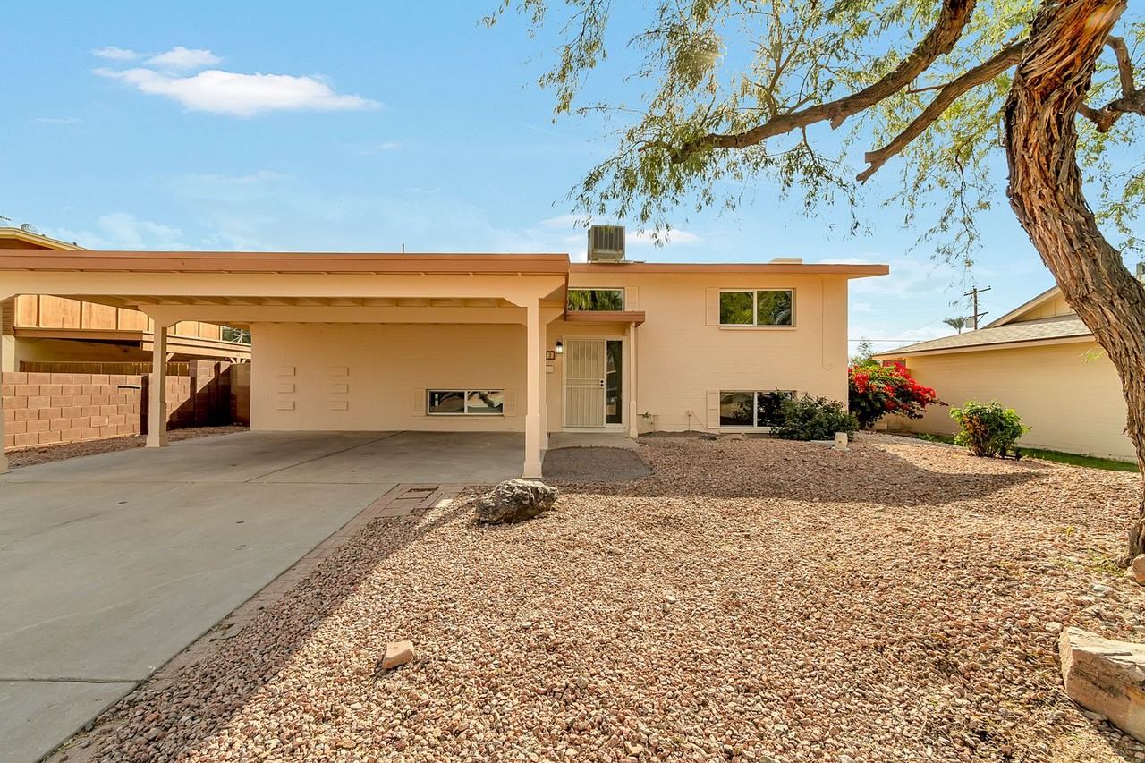 1113 E Bishop Dr - Photo 6 of 28